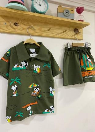Яскравий костюм для хлопчика zara snoopy. футболка поло та шорти зара