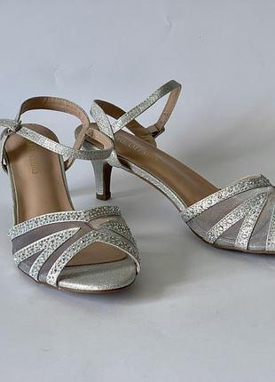 Босоніжки dream paris 39, 25,5см