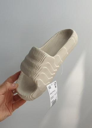 Шлепанцы тапки adidas slides adilette 22 beige7 фото