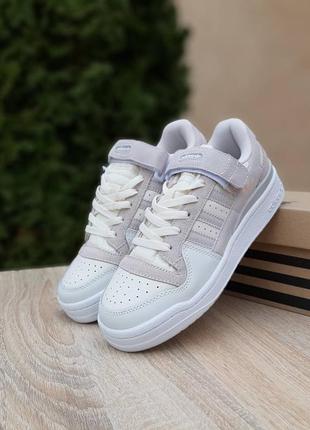 Жіночі шкіряні кросівки adidas forum 84 low white grey адідас форум низькі1 фото