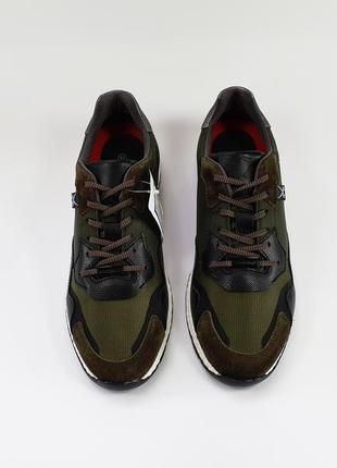 Португальські кросівки