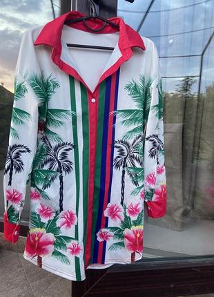 Яскрава сорочка