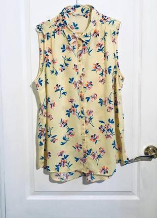 Гарненька блуза з квітковим принтом бренду george