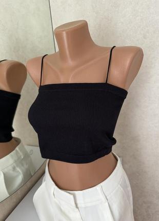 Стильный женский топ черного цвета