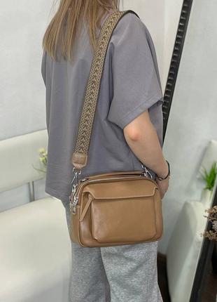 Женская стильная и качественная сумка из натуральной кожи коричневая