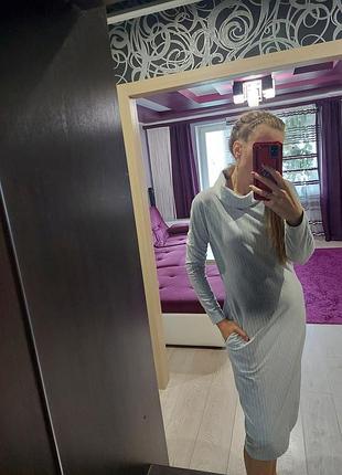 Шикарное платье миди в полоску с карманами серого цвета от goldi 44-46