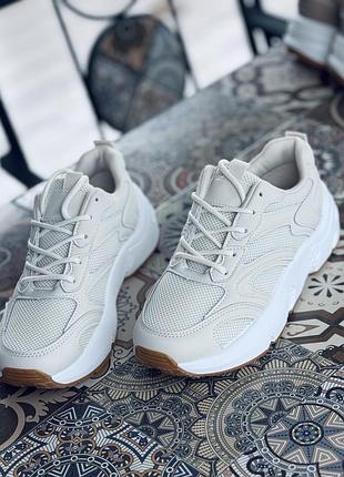 Круті світлі шкіряні кросівки/ хіт весни/0 грн наложка