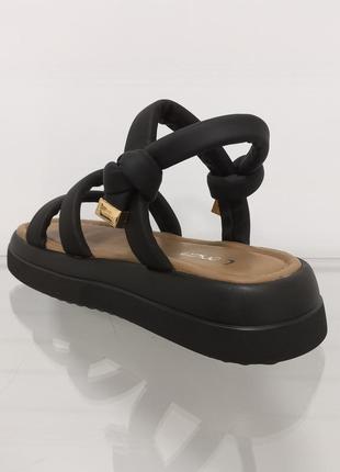 Женские черные модные сандалии на платформе7 фото
