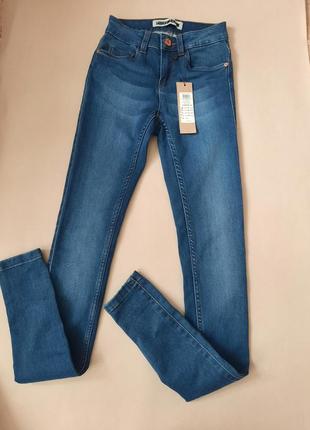 Джинси