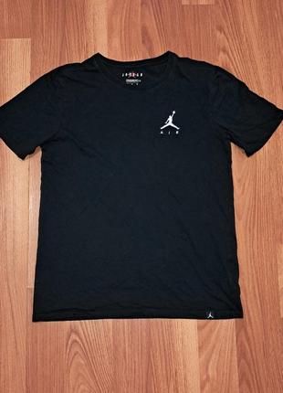 Чоловіча чорна футболка nike jordan оригінал