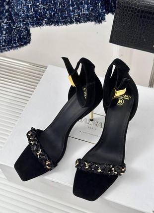 Босоножки balmain черные с золотым
