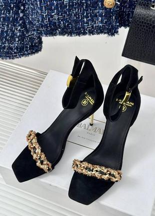 Босоножки balmain черные с золотым