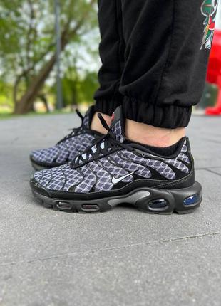 Чоловічі кросівки nike air max plus tn black blue white7 фото