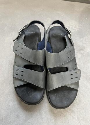 Босоніжки шкіряні сандалі clark’s springers 38р взуття натуральна шкіра1 фото