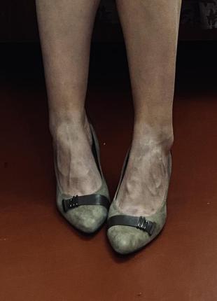 Туфлі лодочки 41-й розмір шкіра