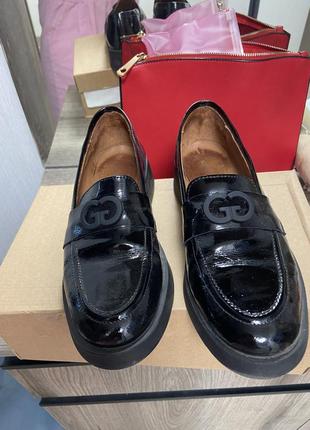 Лофери, лак, шкіра, 36-37р