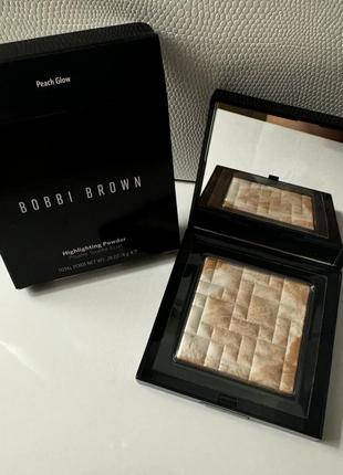 Полный размер хайлайтер bobbi brown highlighting powder, peach glow, 8 гр