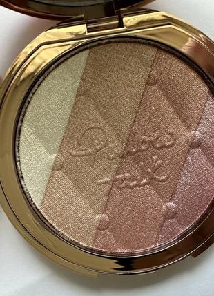 Charlotte tilbury pillow talk multi-glow romance light