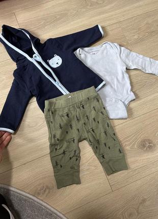 Класний легенький костюмчик синій зелений на хлопчика на замку зручний 3 в 1