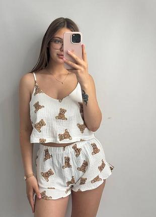 Піжама комплект шорти і топ з рюшами муслін сексі принт 20 кольорів