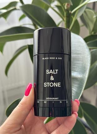 Salt & stone натуральний дезодорант з ароматом чорної троянди та уда