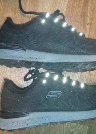 Кросівки skechers 44 розмір захищений носок