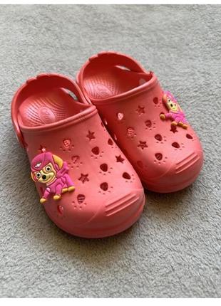 Детские кроксы
