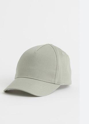 Кепочки h&m❤️
