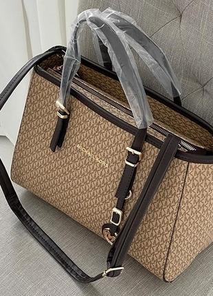 Michael kors jet set big beige