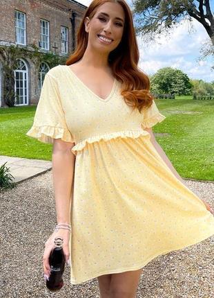 Летнее нежно жёлтое ярусное платье
