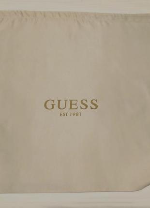 Брендовый пыльник guess