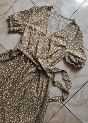 Платье миди в ромашки