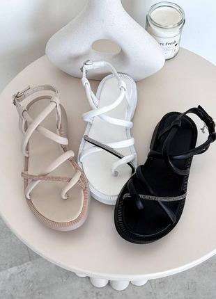 Босоножки женские