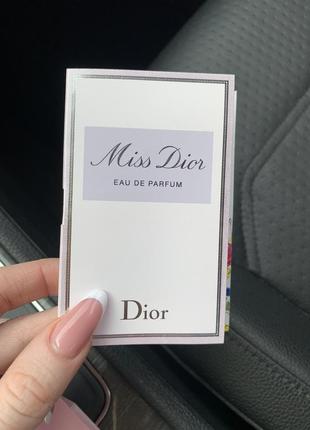 Парфумована вода dior miss dior eau de parfum пробник2 фото