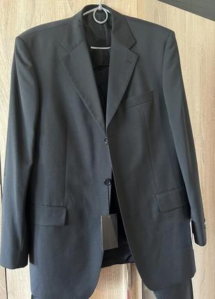 Костюм hugo boss оригінал (дефект)