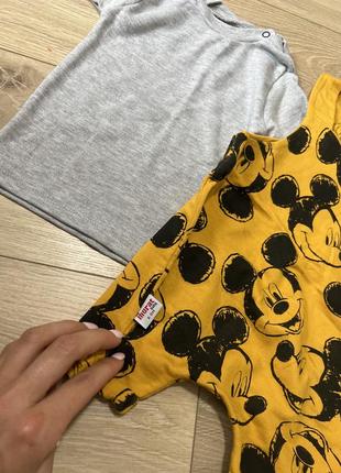 Комплект котоновий сіра футболка та шорти міккі на літо mickey mouse яскравий набір зручний легкий як новий2 фото