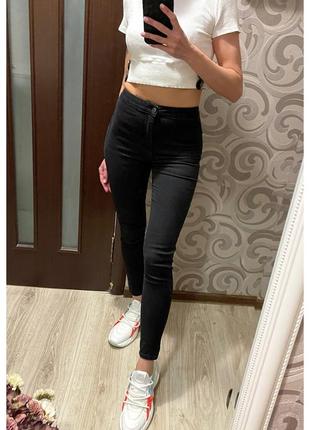 Джинсы скинни bershka