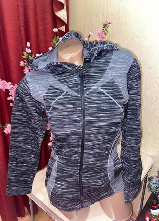 Спортивна кофта з капюшоном р.s