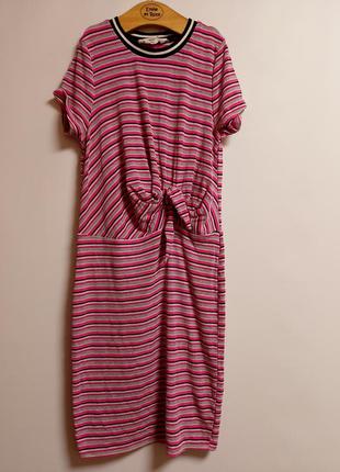 Стильное платье в рубчик #808#