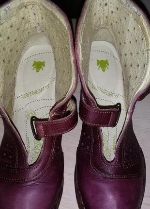 El naturalista (испания)- кожаные ботльоны 38 размера