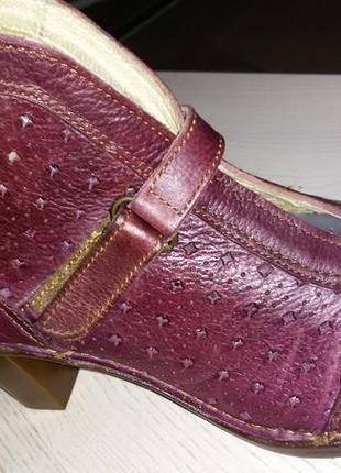 El naturalista (испания)- кожаные ботльоны 38 размера