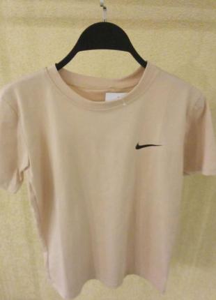 Акция! сезонная распродажа!
женская футболка nike.  190 грн