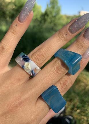 Набір каблучок з епоксидної смоли блакитні кільця з акрілу3 фото