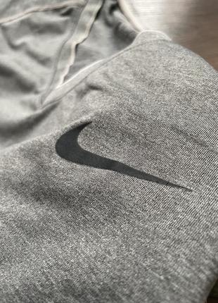 Футболка жіноча nike pro5 фото