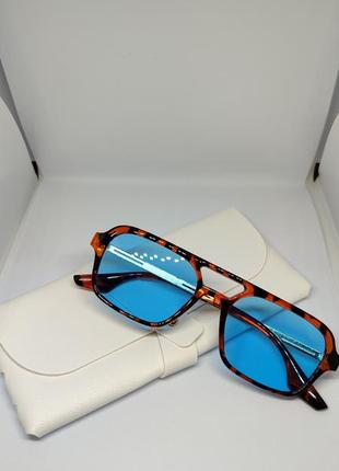 Трендові сонцезахисні окуляри, іміджеві чохол/футляр у подарунок4 фото