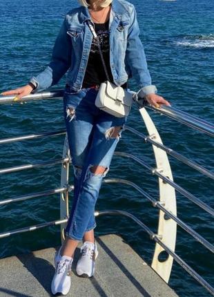 Рвані джинси eur 40