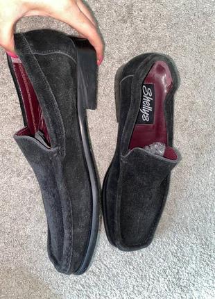 Замшеві лофери мокасіни