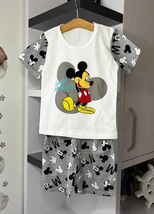 Костюм дісней , костюм disney, білий костюм, білі шорти, біла футболка