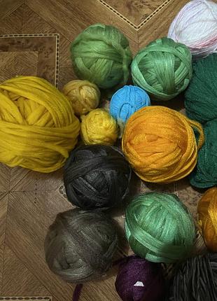 Пряжа нити текстурированные гофрон из капроновой нити