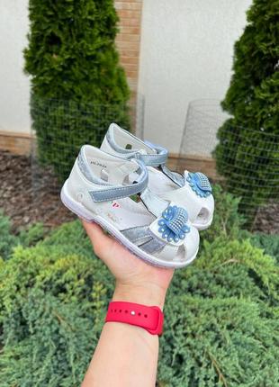 Якісні сандалики